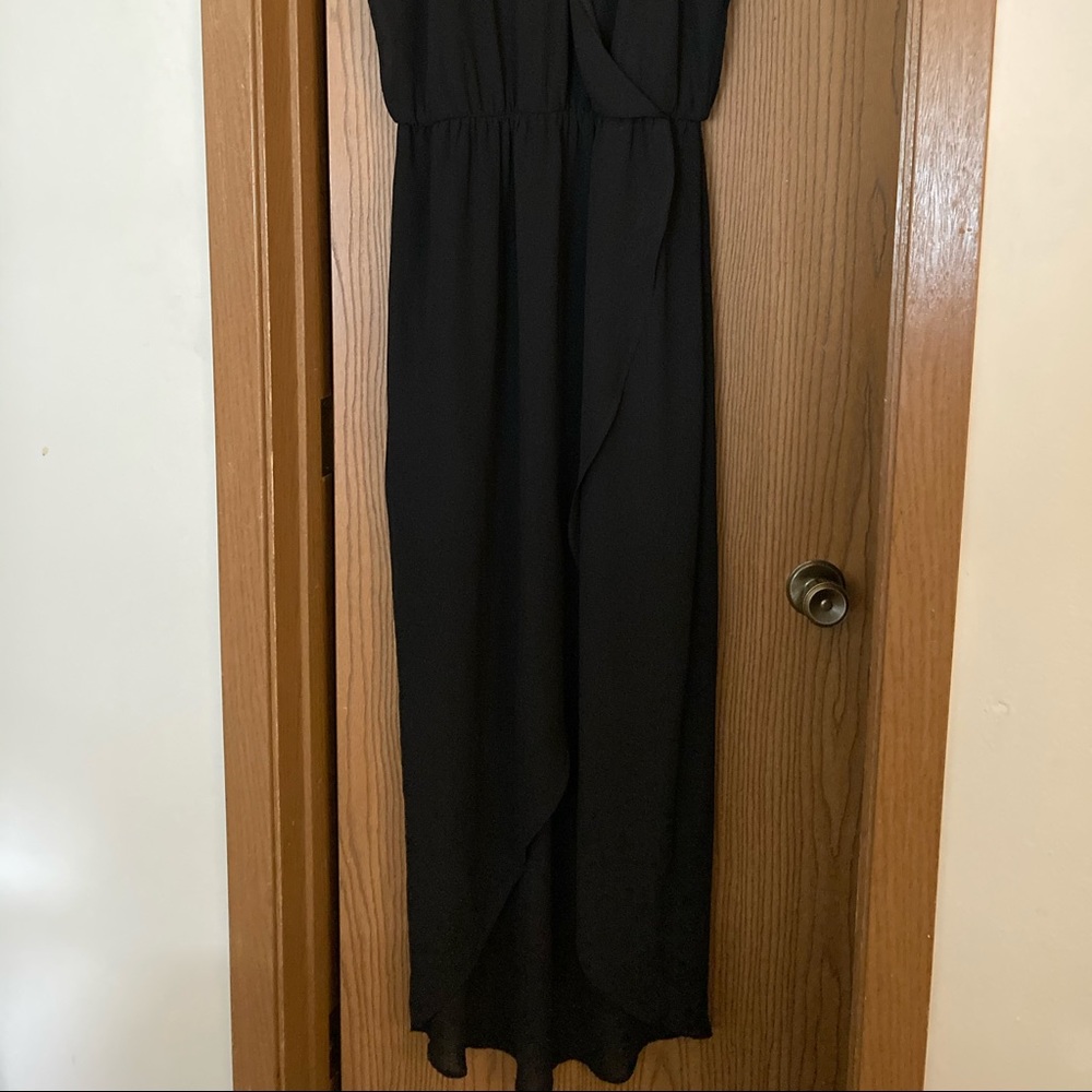 Black dress - Picture 2 of 3